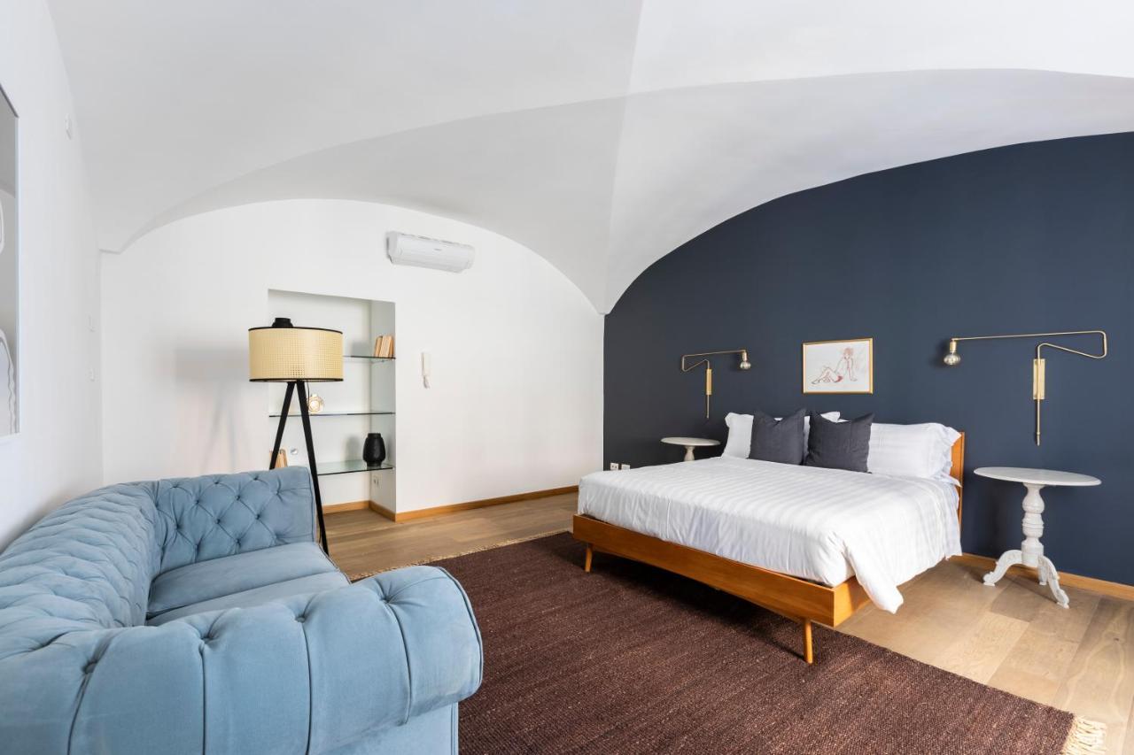 Sonder At Colosseum Cloisters Aparthotel Róma Kültér fotó